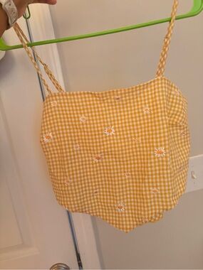 Kirious Gingham Daisy Embroidered Spaghetti Strap Tank Top - Yellow